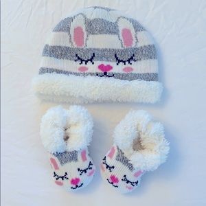 Bunny hat and slipper set
